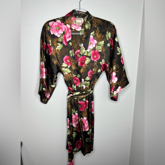 Sophia by Delicates - size small - silky soft kimono tie robe. 3/4 sleeves. - Picture 1 of 7